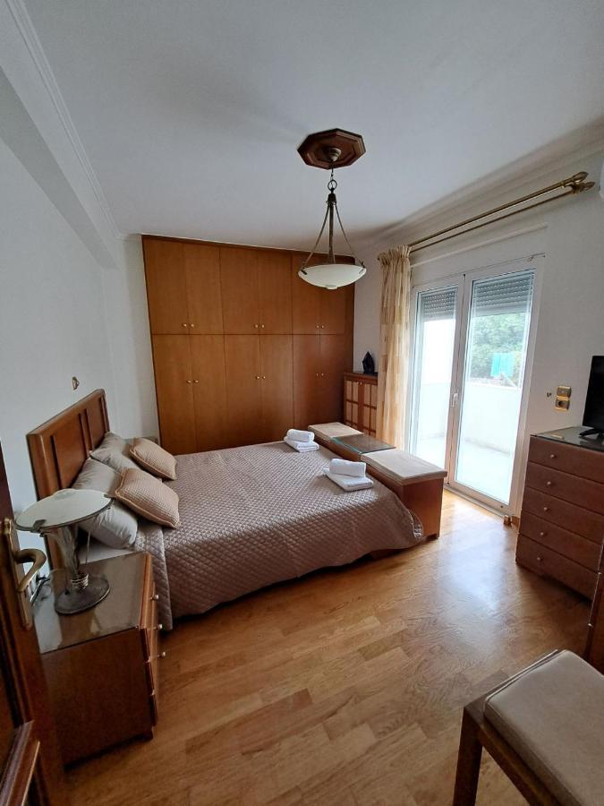 Seaview Flora'S Luxury Apartment-300Meters From The Beach Rethymno  Екстер'єр фото